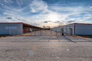 Dry Dock & Lock - Boat & RV Storage place picture